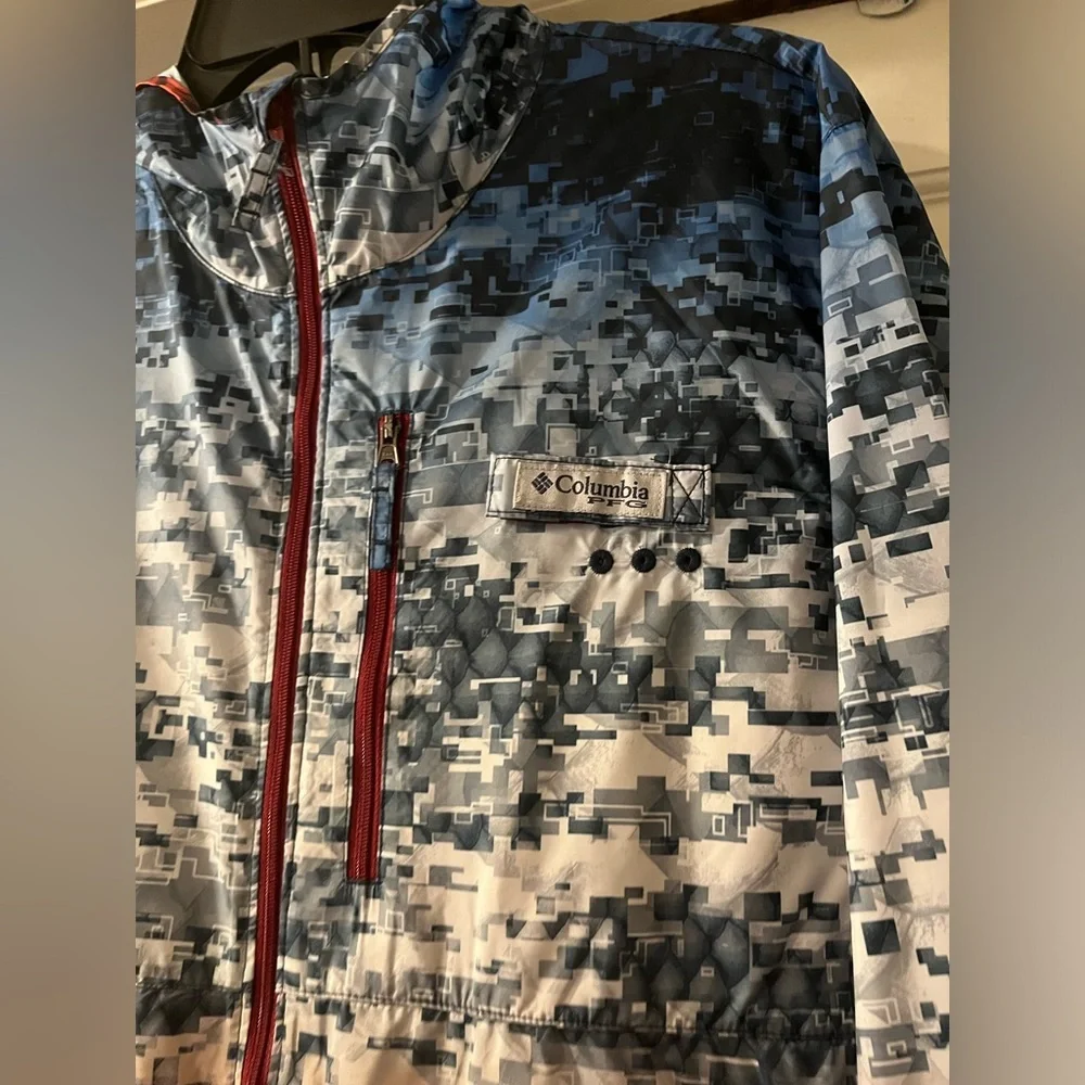 Columbia S PFG Windbreaker